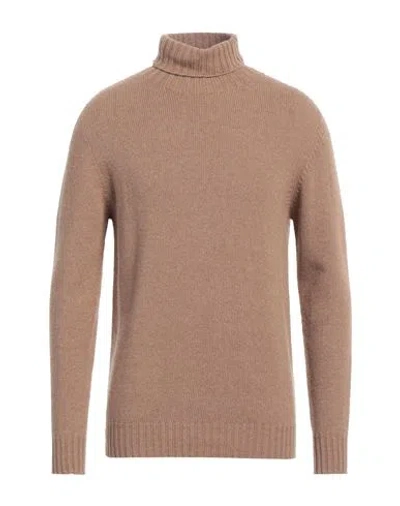 Alpha Studio Man Turtleneck Camel Size 42 Recycled Wool, Ecovero Viscose, Recycled Polyamide, Recycl In Neutral