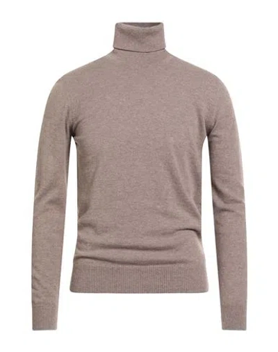 Alpha Studio Man Turtleneck Light Brown Size 44 Geelong Wool
