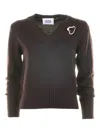 Alpha Studio V-neck Brooch-detail Sweater In Brown
