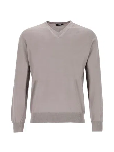 Alpha Studio V-neck Long-sleeve Sweater In Grey