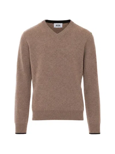Alpha Studio V-neck Sweater In 뉴트럴