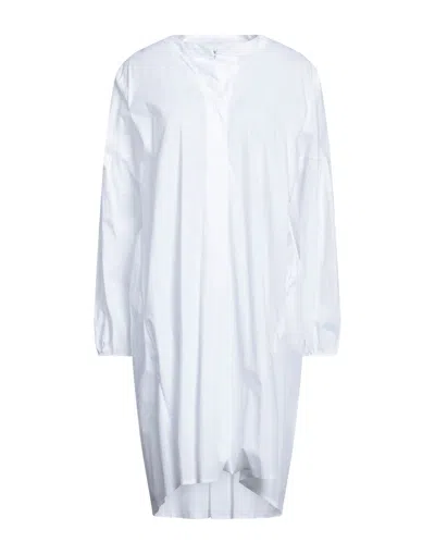 Alpha Studio Midi Dresses In White
