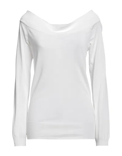 Alpha Studio Sweaters In White