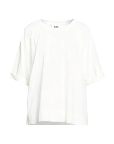 Alpha Studio Woman T-shirt White Size 14 Cotton, Elastane