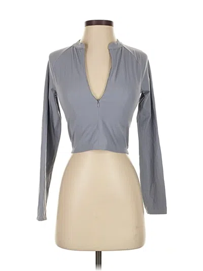 Pre-owned Alphalete Athletics Long Sleeve Top Gray Plunge Neckline Tops