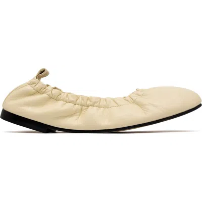 Alta Connie Flats In Yellow