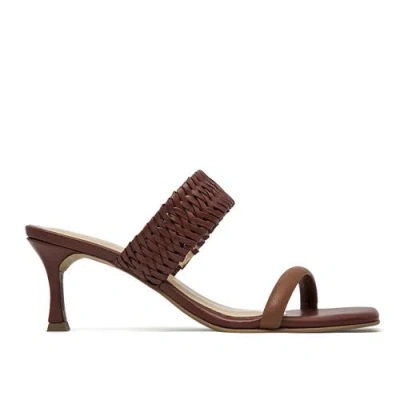 Alta Etta Sandals In Brown