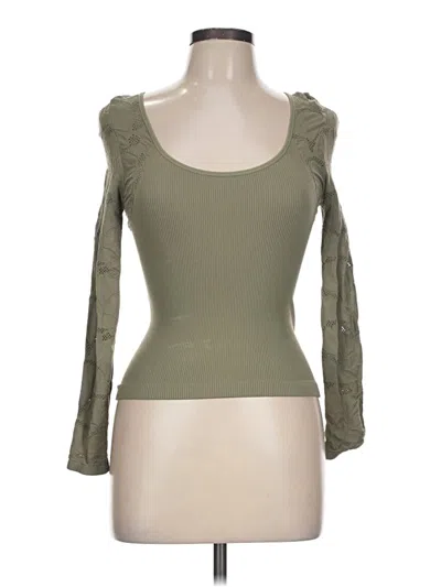 Pre-owned Altar'd State 3/4 Sleeve T-shirt In Green