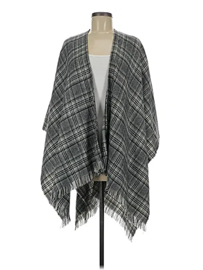 Pre-owned Altare Poncho In Black