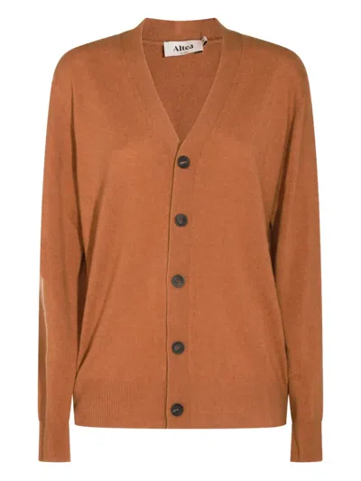 ALTEA BUTTONED CARDIGAN