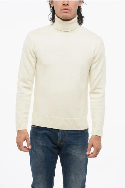 Altea Extrafine Merino Wool Sweater With Turtleneck In Gold