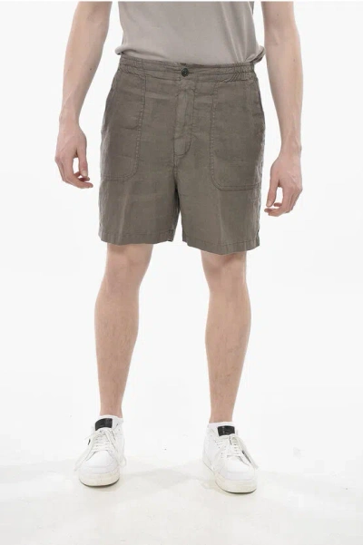 Altea Linen Shorts In A Solid Color In Green