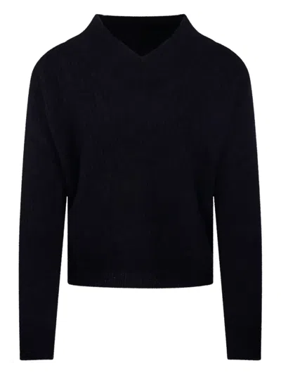 Altea V-neck Ribbed Sweater In Black
