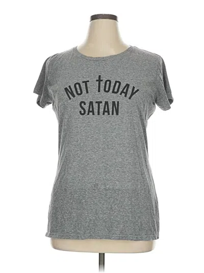 Pre-owned Alternative Short Sleeve T-shirt In Gray