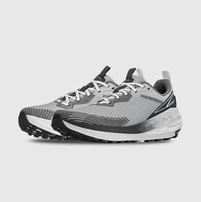 Altra Women's Experience Wild 2 Shoes In Gray In White