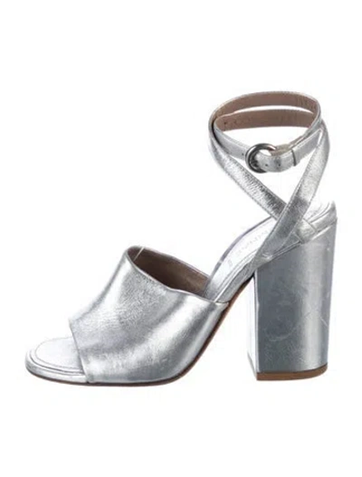 Pre-owned Alumnae Leather Sandals In Metallic/silver