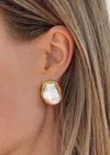 Alv Jewels Women's Pear Bezel Stud Earrings In White In White