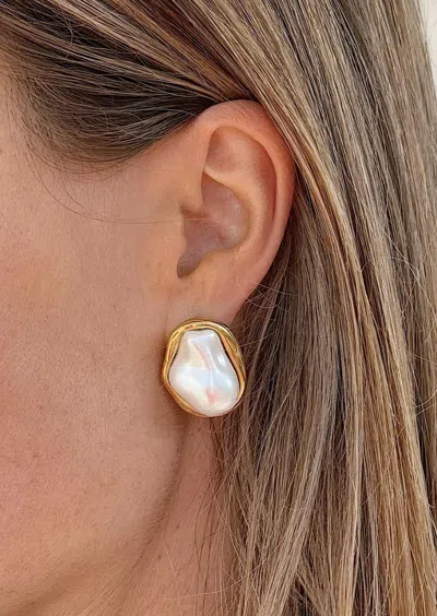 Alv Jewels Women's Pear Bezel Stud Earrings In White