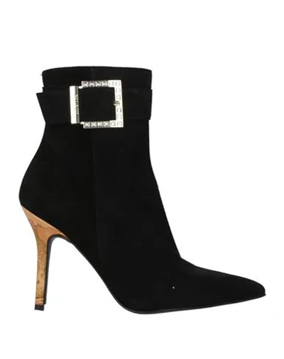 Alviero Martini 1a Classe Woman Ankle Boots Black Size 8 Ovine Leather