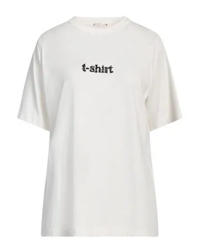 Alysi Crème Woman T-shirt White Size L Cotton