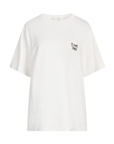 Alysi Woman T-shirt Off White Size 0 Cotton