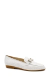 Amalfi By Rangoni Ode Loafer In Silver Glitter - Etoile Trim