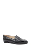 Amalfi By Rangoni Osiride Loafer In Black