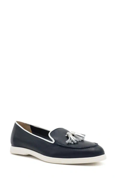 Amalfi By Rangoni Rampichino Tassel Loafer In Navy / White - Silver Acc