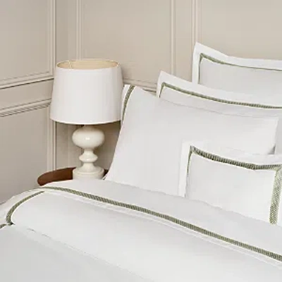 Amalia Home Collection Douro Egyptian Cotton Duvet Cover, Queen In White