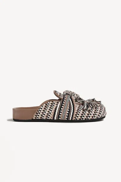Amambaih Anto Clogs In Multi