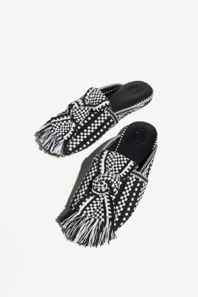 Amambaih Luna Knot-detail Round Toe Flat Mules In Black