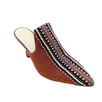 Amambaih Mencia Heeled Mule In Cognac In Green