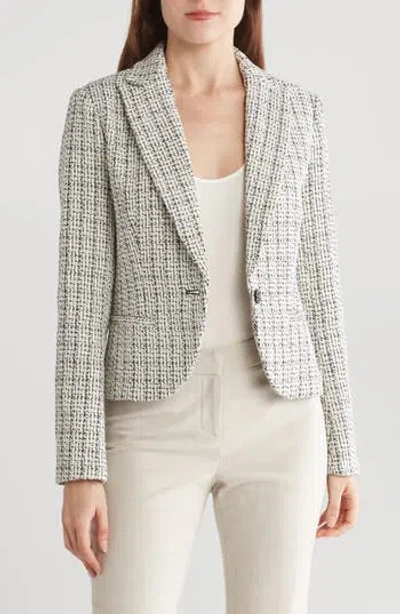 Amanda & Chelsea Bouclé Blazer In Ivory/black