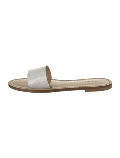 Pre-owned Amanu Leather Animal Print Slides In White
