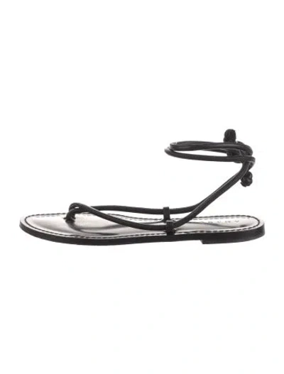 Pre-owned Amanu Leather Flats In Black