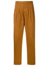 Amapô Hose Mit Falten In Braun