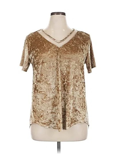 Pre-owned Amaryllis Short Sleeve Top Gold Metallic Pattern V Neck Tops