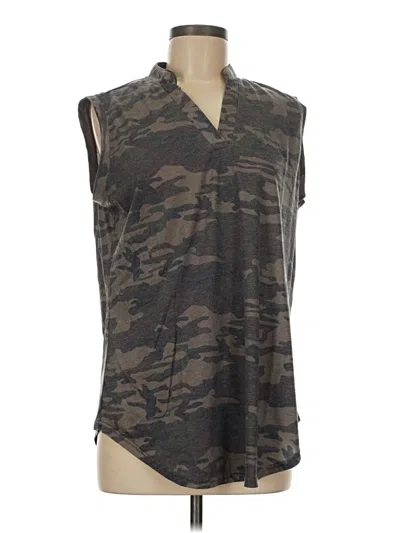 Pre-owned Amaryllis Sleeveless Button Down Shirt In Gray
