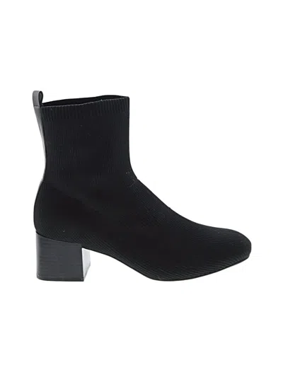 Pre-owned Amazon Essentials Ankle Boots In Black