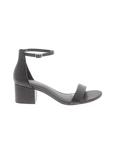 Pre-owned Amazon Essentials Sandals In Black