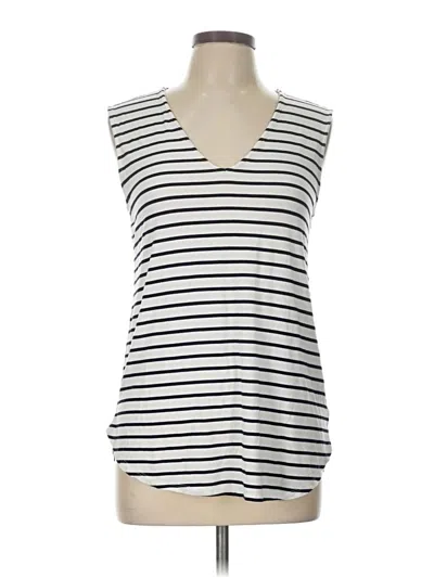 Pre-owned Amazon Essentials Sleeveless T-shirt In White