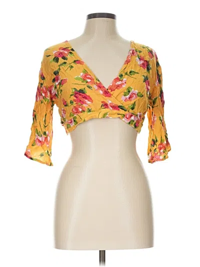 Pre-owned Ambiance Tank Top Yellow Plunge Neckline Tops