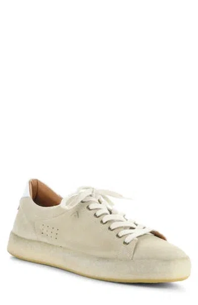 Ambitious Low Top Sneaker In Beige Suede