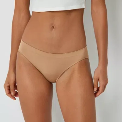 Ambrielle Seamless Bikini Panty In Neutral
