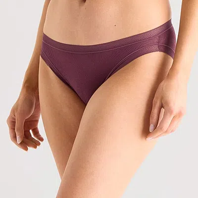 Ambrielle Smooth Lace Hicut Panty In Purple