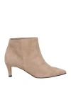 Ame Âme Woman Ankle Boots Taupe Size 8 Leather
