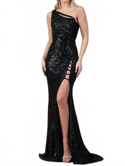 Amelia Couture Ebby Gown In Black