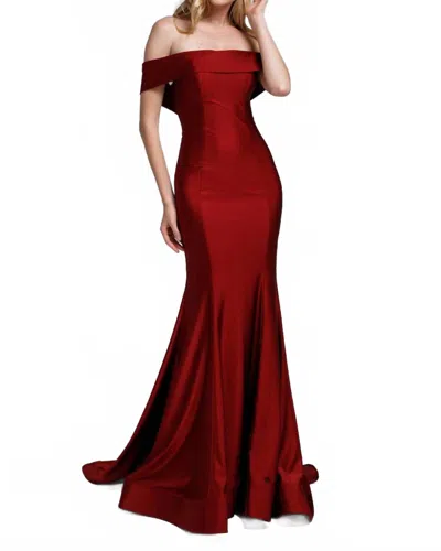 AMELIA COUTURE VALENCIA DRESS IN BURGUNDY