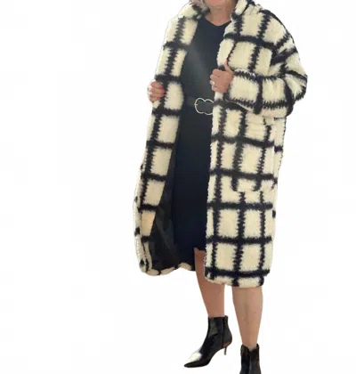 Amelia K. Luxe Check Me Out Coat In White And Black Plaid Multi