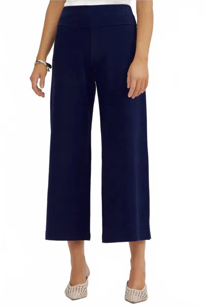 Amelia K. Luxe Effortlessly Chic Crop Pants In Navy In Blue